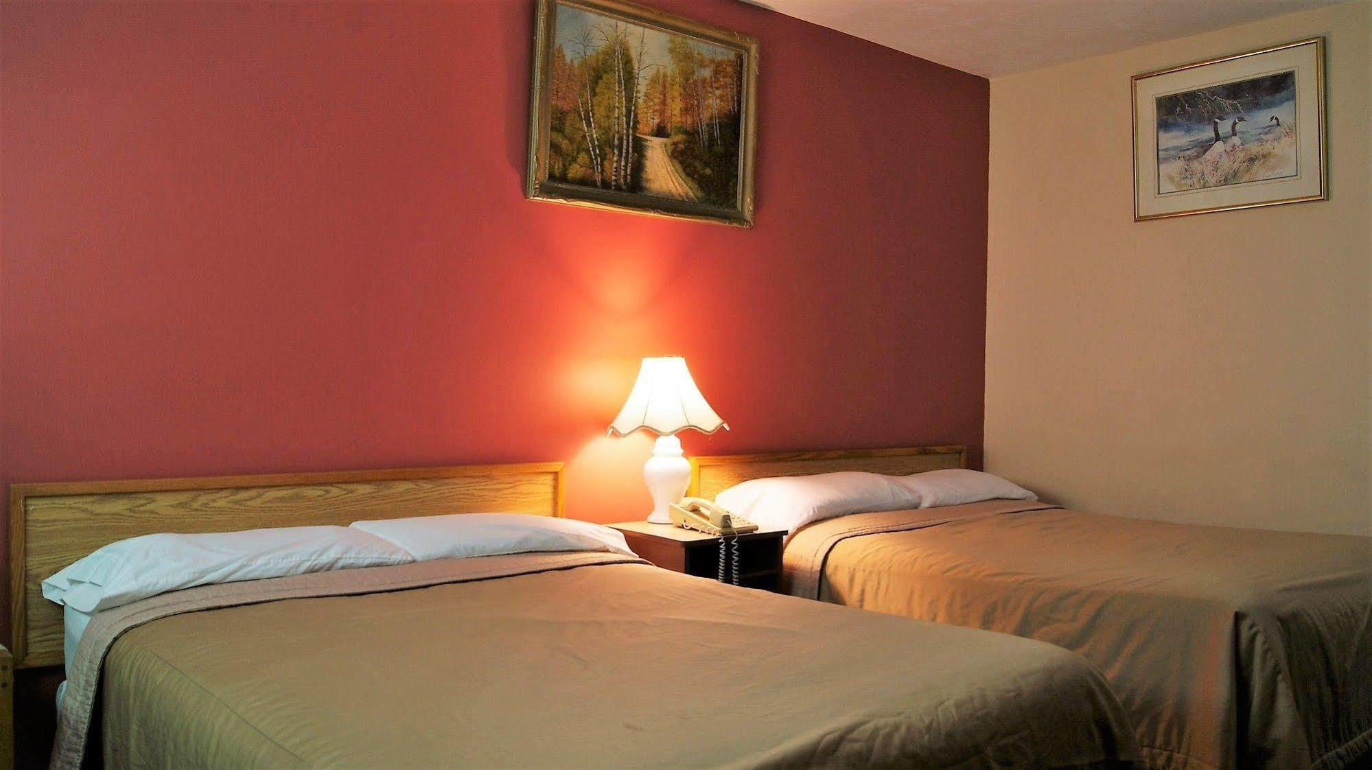 Blue Jay Motel Peterborough Ngoại thất bức ảnh