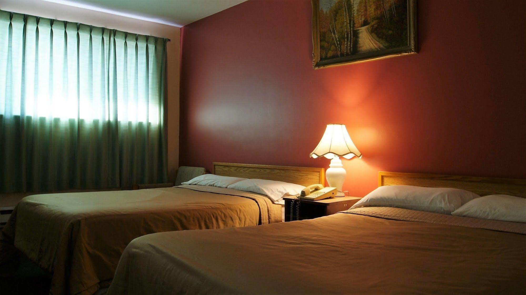 Blue Jay Motel Peterborough Ngoại thất bức ảnh